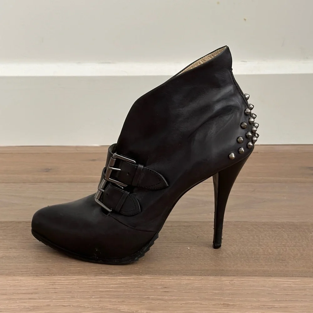 *SALE* McQ Alexander McQueen Stiletto Black Leather Boots - Picture 4 of 13